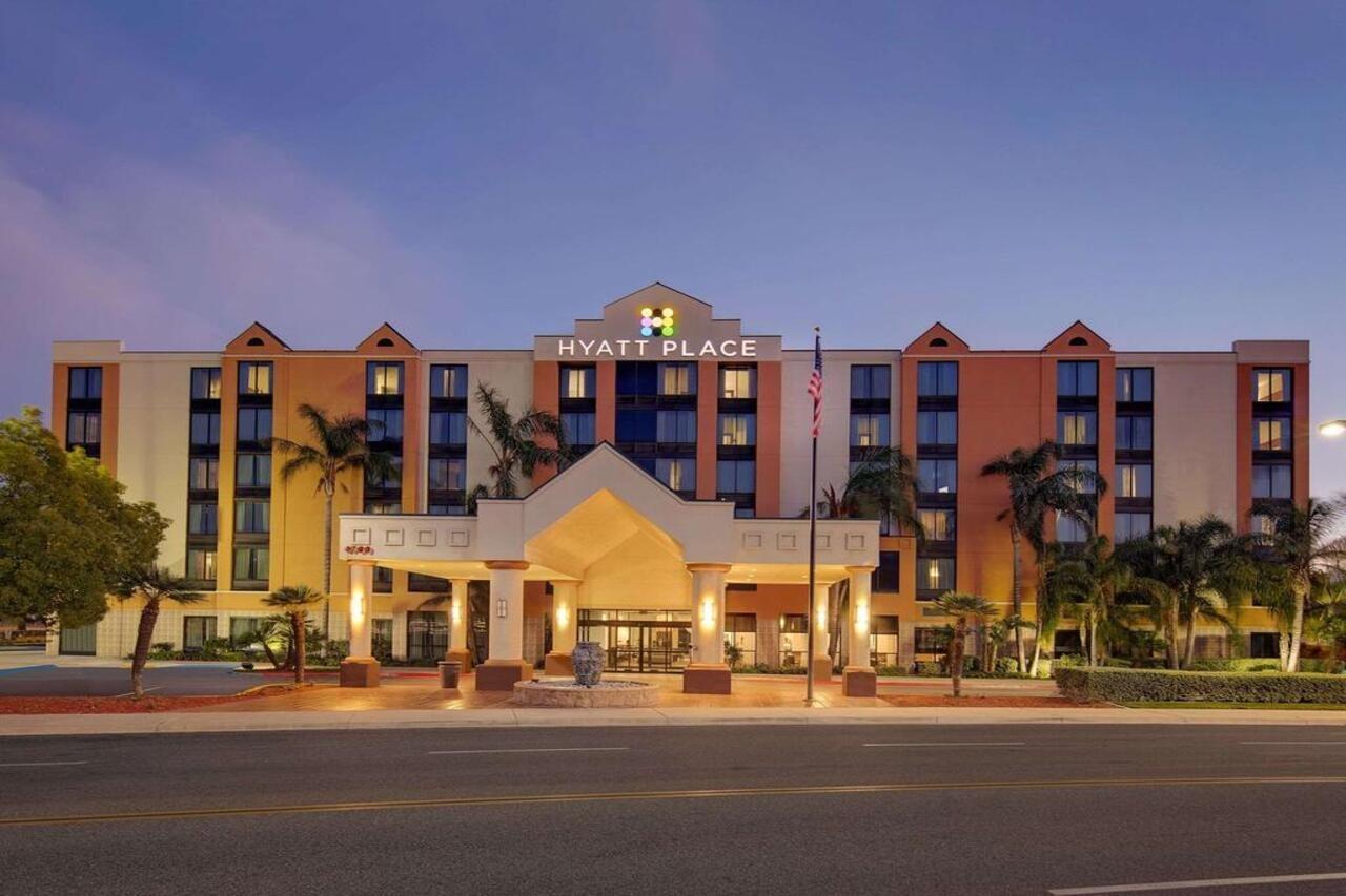 Hyatt Place Ontario/Rancho Cucamonga Екстериор снимка