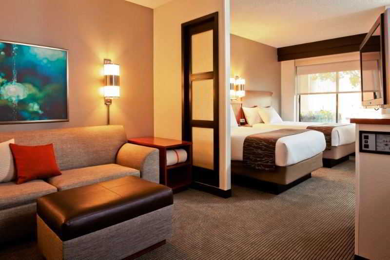Hyatt Place Ontario/Rancho Cucamonga Екстериор снимка