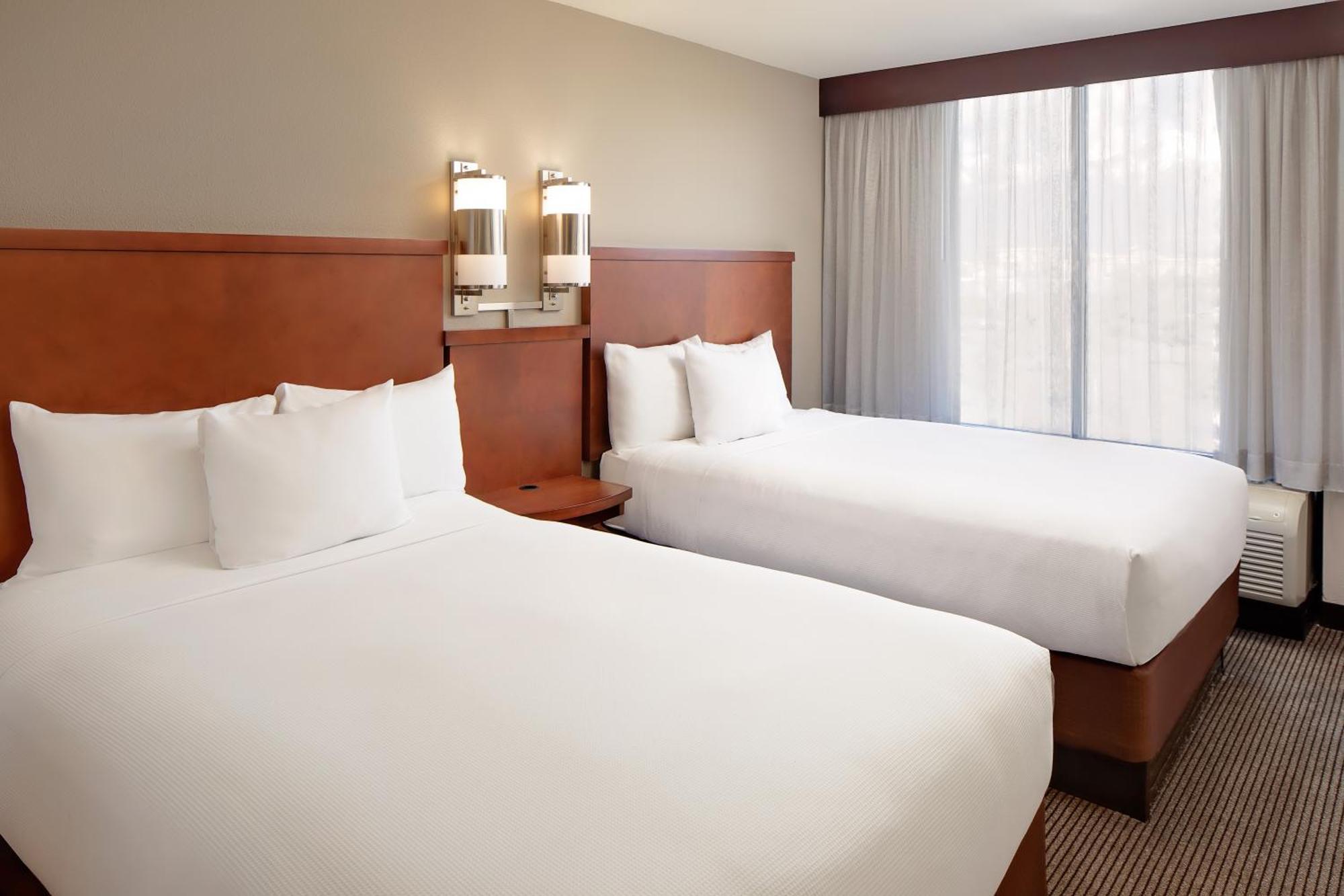 Hyatt Place Ontario/Rancho Cucamonga Стая снимка