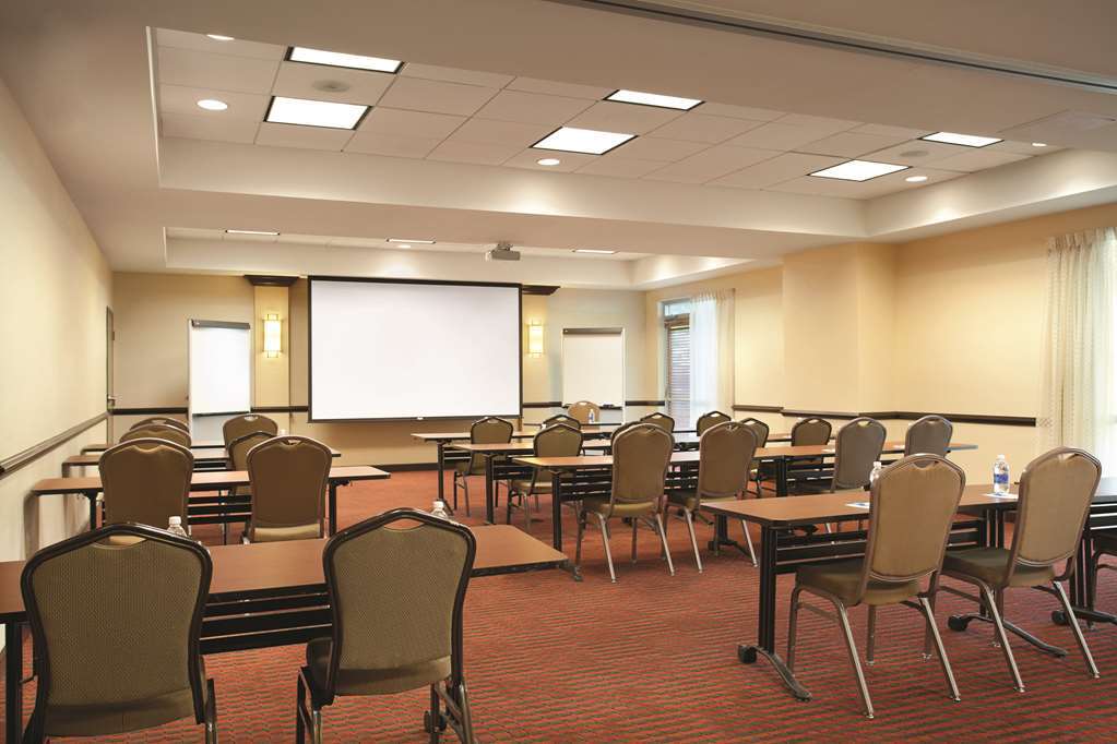 Hyatt Place Ontario/Rancho Cucamonga Съоръжения снимка